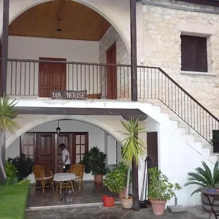 Dia's House